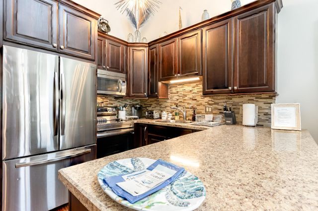 1860 Auburn Ln Apt 19E, Surfside Beach, SC 29575