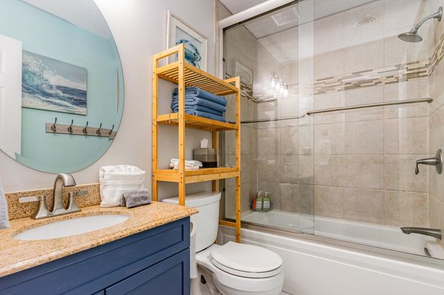 1860 Auburn Ln Apt 19E, Surfside Beach, SC 29575