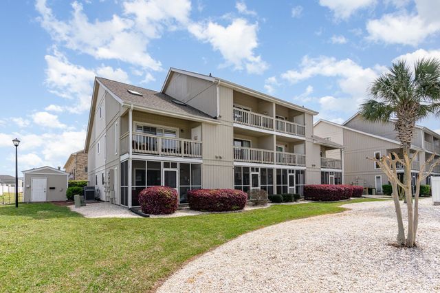 1860 Auburn Ln Apt 19E, Surfside Beach, SC 29575