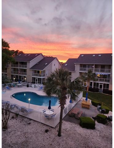 1860 Auburn Ln Apt 19E, Surfside Beach, SC 29575