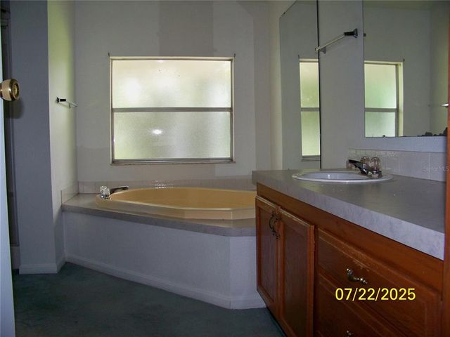 7224 RYMAN LOOP, Zephyrhills, FL 33540
