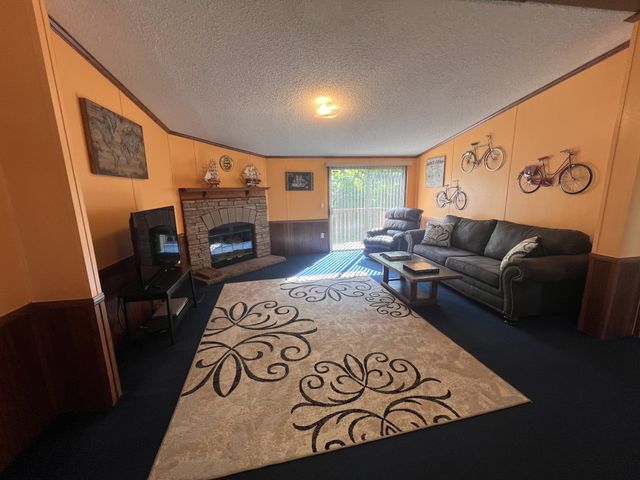 2484 W Leatherwood Rd, Cumberland Furnace, TN 37051