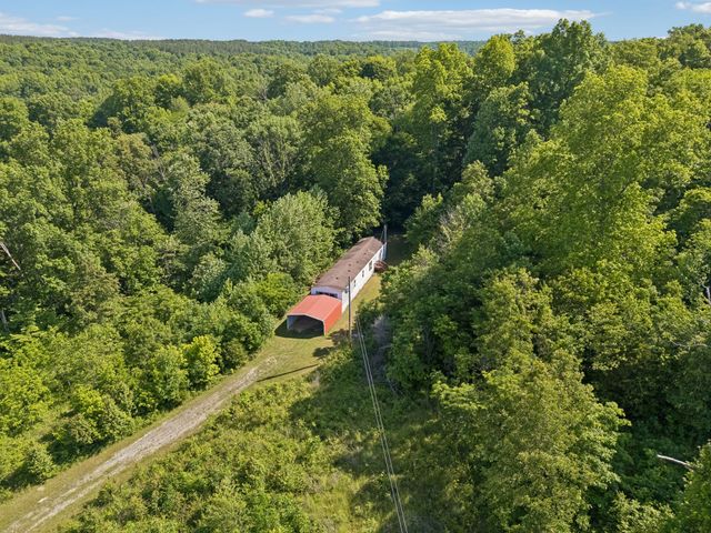 2484 W Leatherwood Rd, Cumberland Furnace, TN 37051