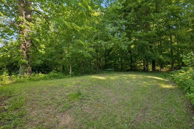 2484 W Leatherwood Rd, Cumberland Furnace, TN 37051