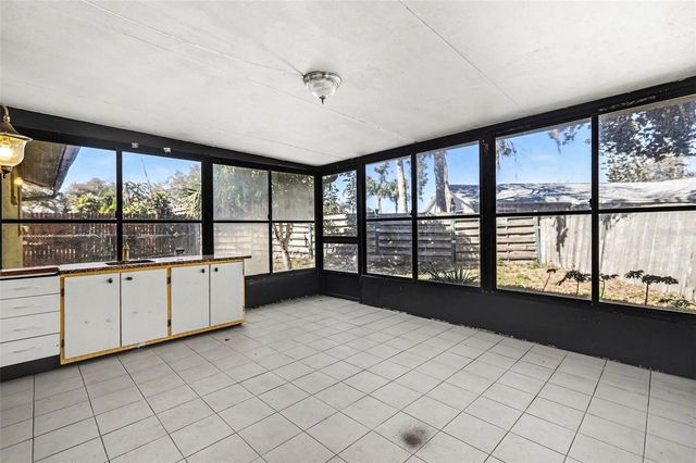 2874 INDIANWOOD DRIVE, Sarasota, FL 34232