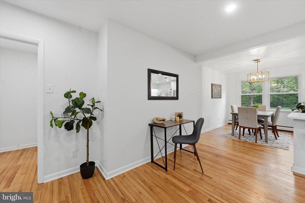 Image 12 of property listing at 137 MALONEY RD, Elkton, MD 21921