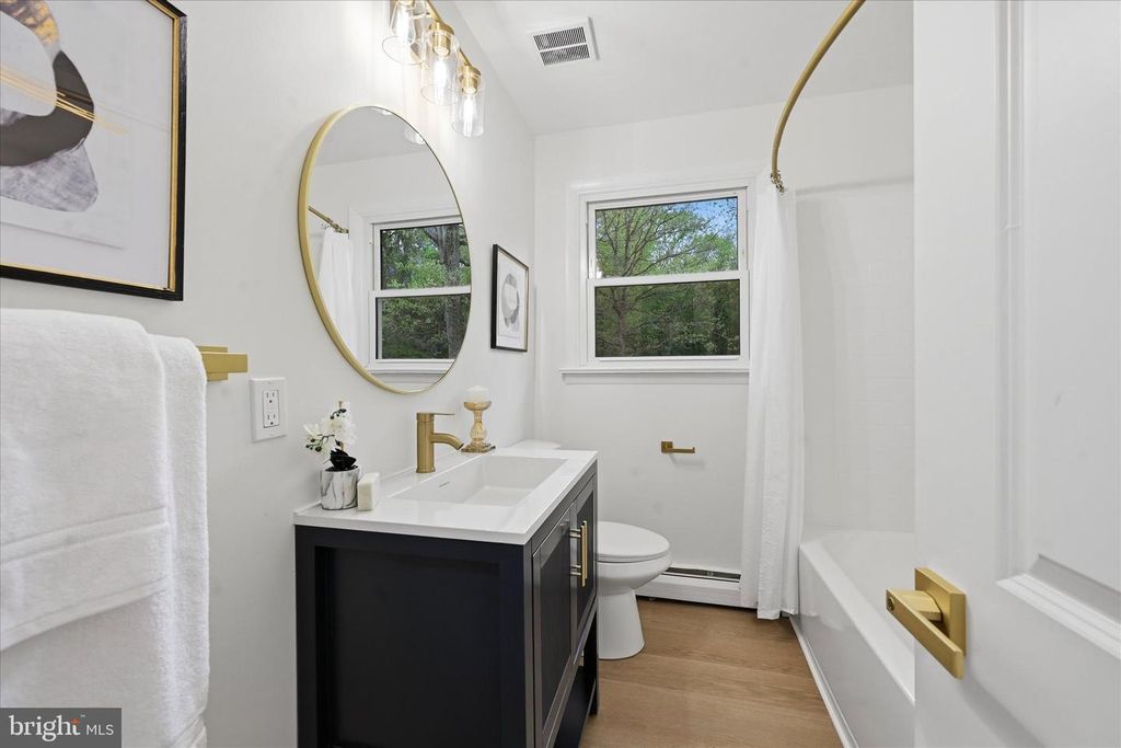 Image 22 of property listing at 137 MALONEY RD, Elkton, MD 21921