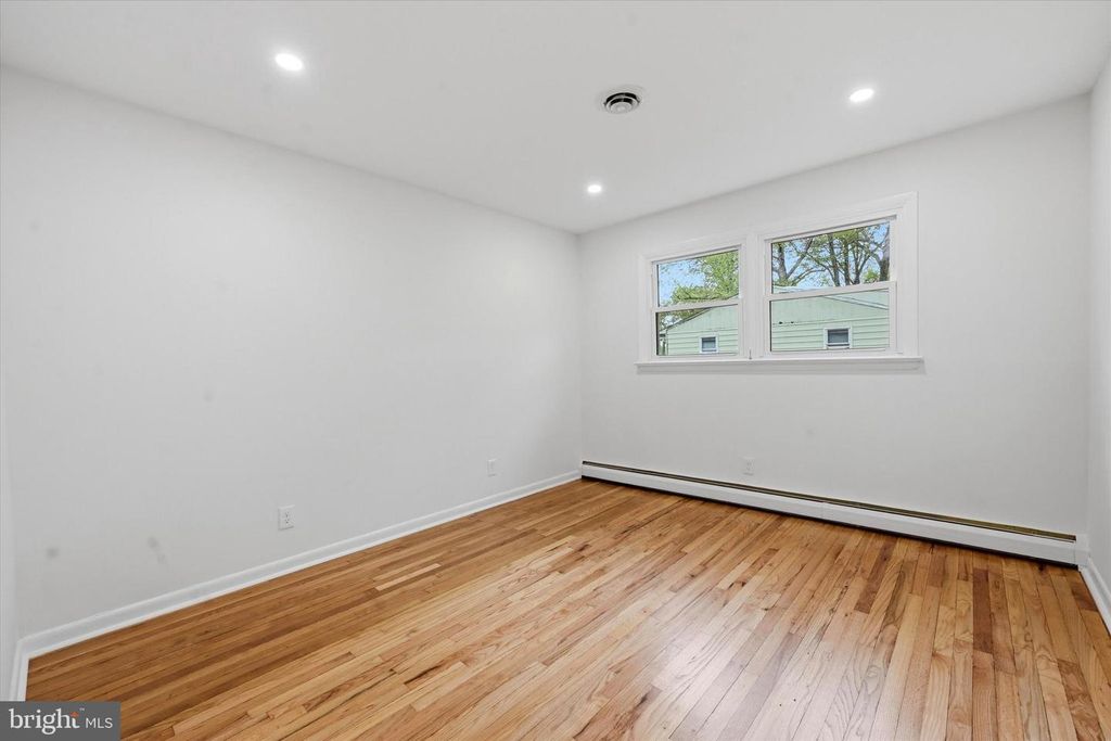 Image 31 of property listing at 137 MALONEY RD, Elkton, MD 21921