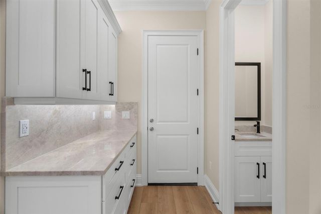 324 3RD AVENUE N, Safety Harbor, FL 34695