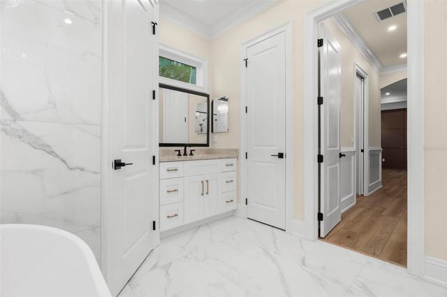 324 3RD AVENUE N, Safety Harbor, FL 34695