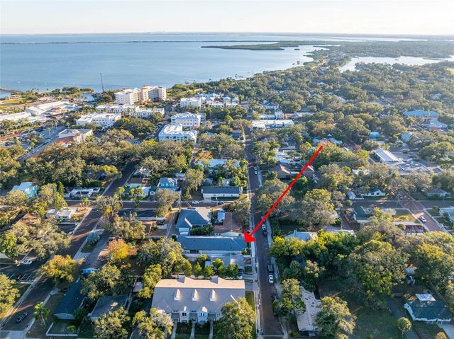 324 3RD AVENUE N, Safety Harbor, FL 34695