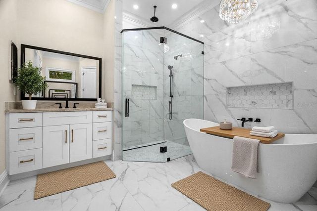 324 3RD AVENUE N, Safety Harbor, FL 34695