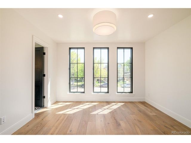 517 Cook St, Denver, CO 80206