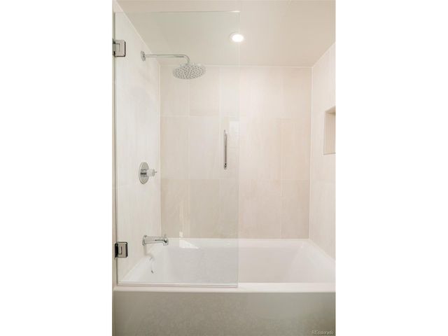 517 Cook St, Denver, CO 80206