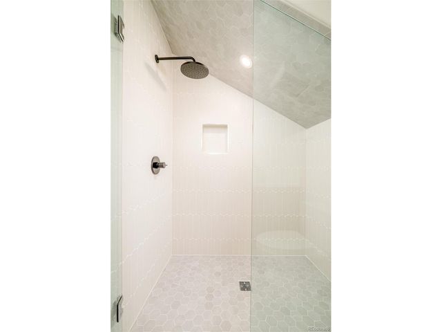 517 Cook St, Denver, CO 80206