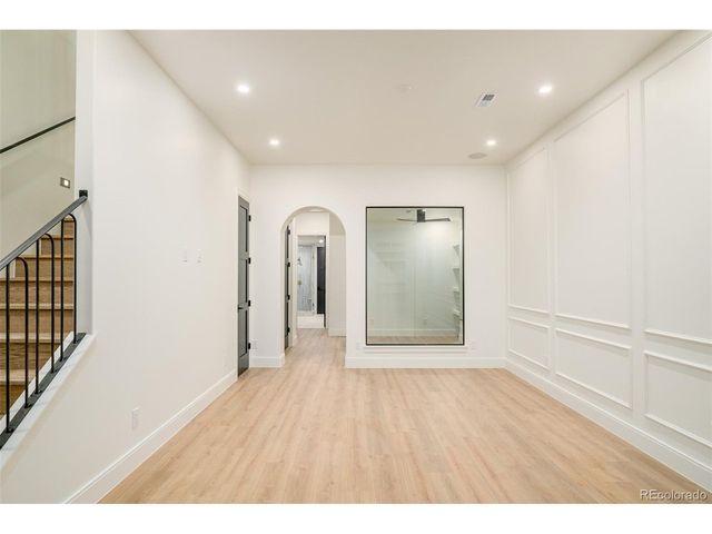 517 Cook St, Denver, CO 80206
