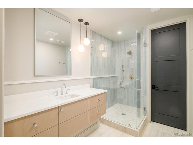 517 Cook St, Denver, CO 80206