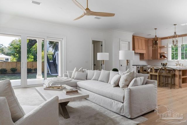 1611 E Gadsden St, Pensacola, FL 32501