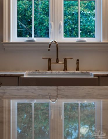 1611 E Gadsden St, Pensacola, FL 32501