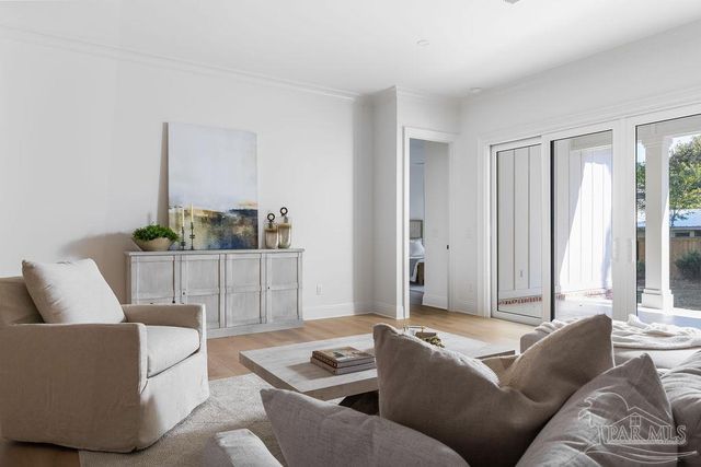 1611 E Gadsden St, Pensacola, FL 32501