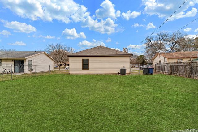 1534 Lahn Road, New Braunfels, TX 78130