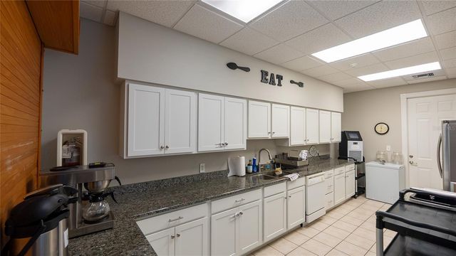 2472 COTTONWOOD LANE, North Port, FL 34289