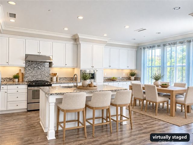 85 Sedgewick, Irvine, CA 92620