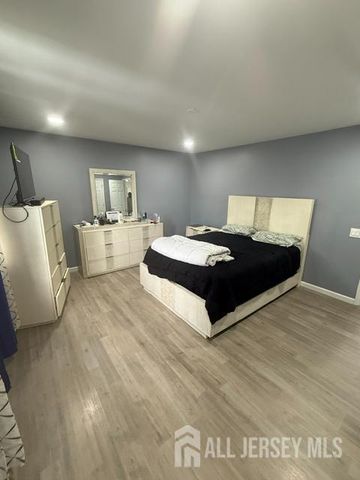 5 Pennsylvania Drive, Matawan, NJ 07747