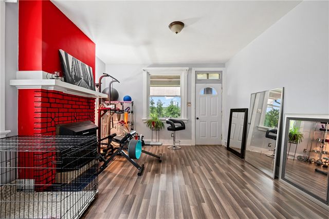 618 Soose Rd, Shaler, PA 15209