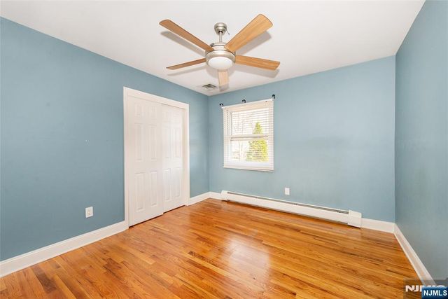 232 Hidden Glen Court, Franklin Lakes, NJ 07417