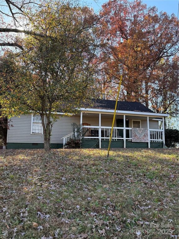 829 W Craighead Road, Charlotte, NC 28206