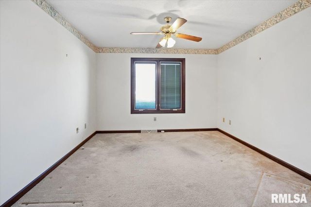 2312 Flaxen Mill Court, Springfield, IL 62704