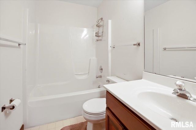 2312 Flaxen Mill Court, Springfield, IL 62704