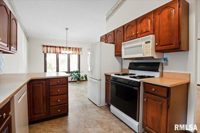 2312 Flaxen Mill Court, Springfield, IL 62704