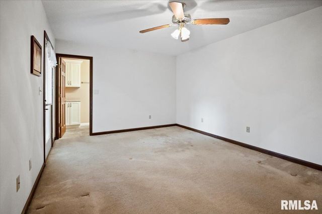 2312 Flaxen Mill Court, Springfield, IL 62704