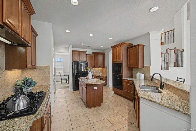 12930 Walking Horse, Helotes, TX 78023