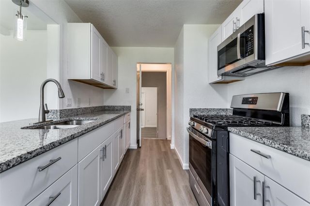 1606 W Shore Drive, Richardson, TX 75080