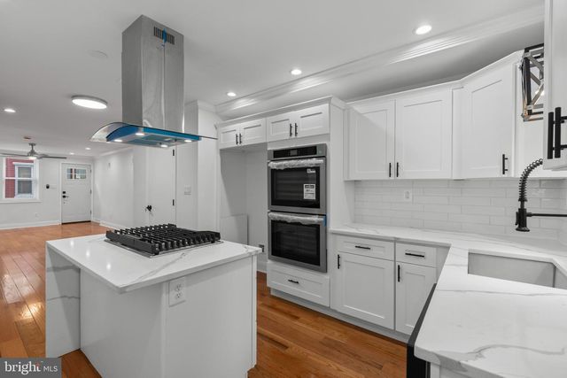 625 WINTON ST, Philadelphia, PA 19148