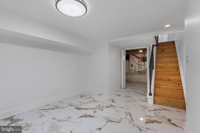 625 WINTON ST, Philadelphia, PA 19148