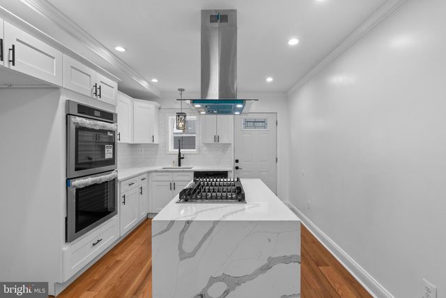 625 WINTON ST, Philadelphia, PA 19148