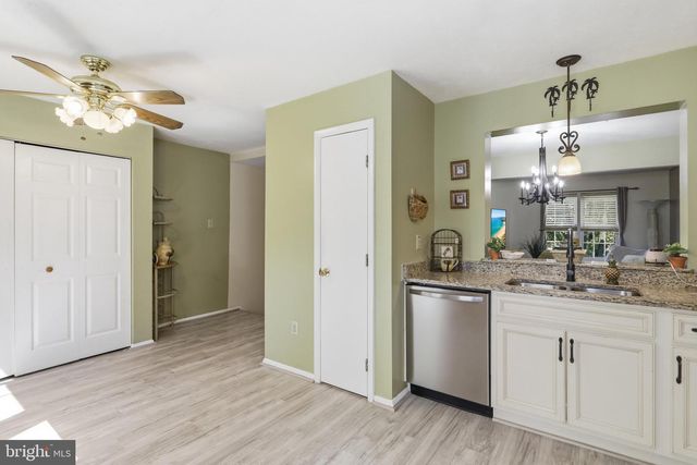 102 JASONS RDG, Smithsburg, MD 21783