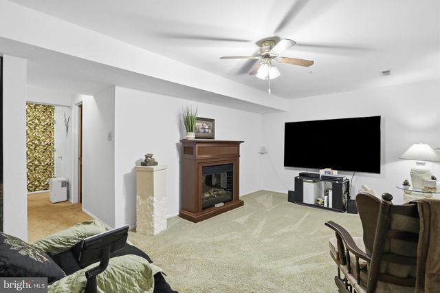 102 JASONS RDG, Smithsburg, MD 21783