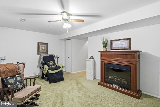 102 JASONS RDG, Smithsburg, MD 21783