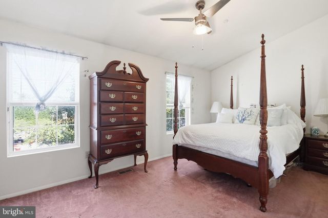 102 JASONS RDG, Smithsburg, MD 21783