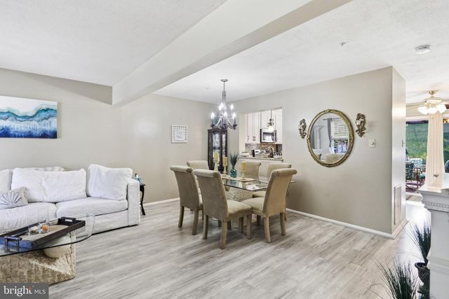 102 JASONS RDG, Smithsburg, MD 21783