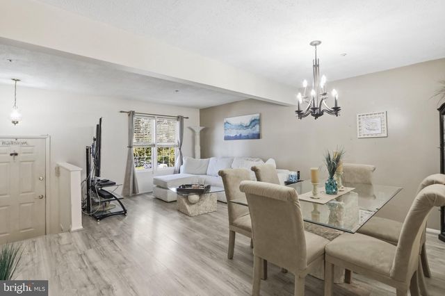 102 JASONS RDG, Smithsburg, MD 21783