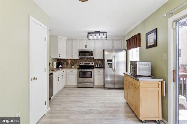 102 JASONS RDG, Smithsburg, MD 21783