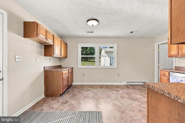 589 RUEBUCK RD, Clear Brook, VA 22624