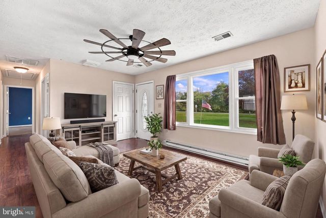 589 RUEBUCK RD, Clear Brook, VA 22624