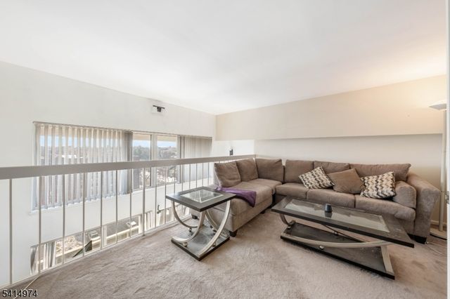 40 Fayette St 64, Perth Amboy City, NJ 08861